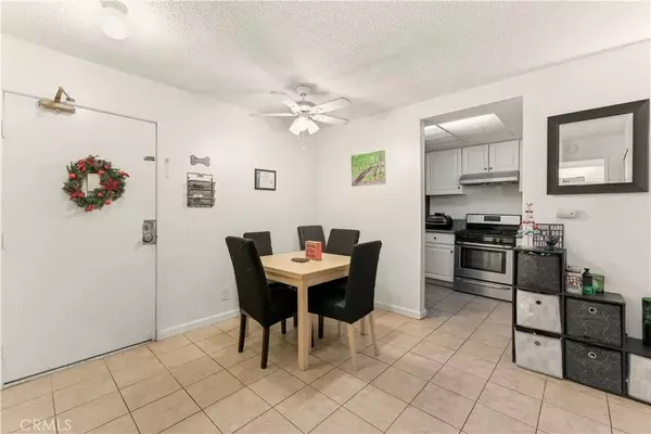 Santa Ana, CA 92701,600 W 3rd St #B116