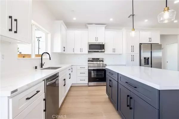 California City, CA 93505,8413 Viburnum Avenue