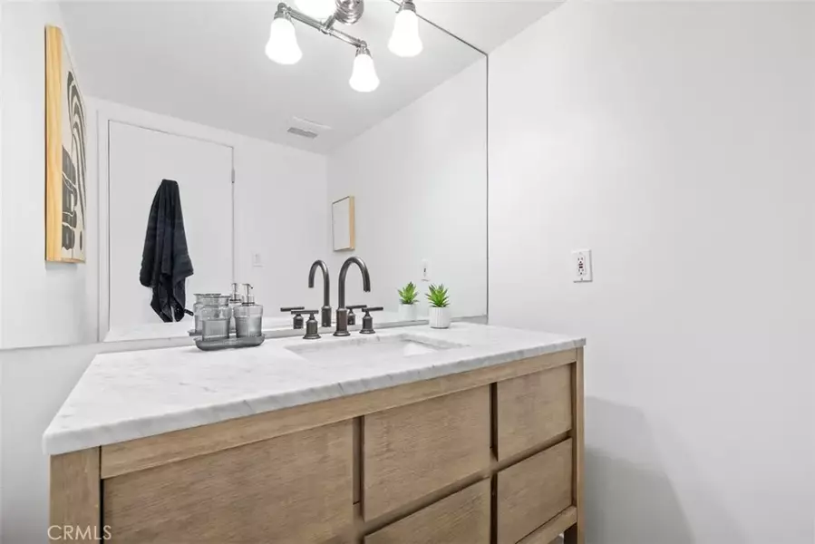 9950 Durant Dr. #406, Beverly Hills, CA 90212