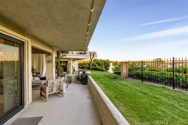 Mission Viejo, CA 92692,27722 Campanet