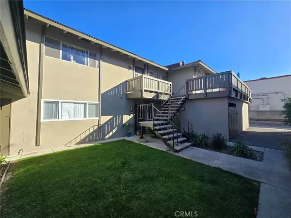 Santa Ana, CA 92704,2738 W Keller