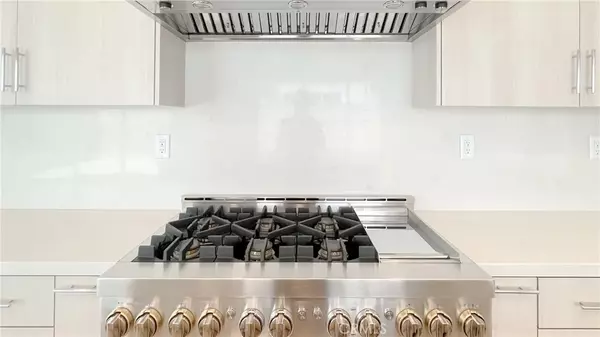 Lake Forest, CA 92630,150 Orange Grove