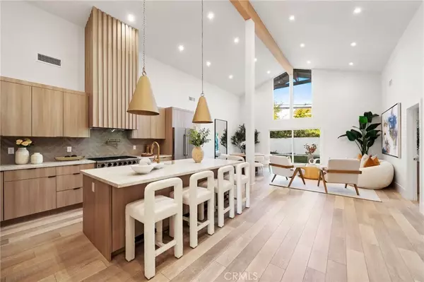 Huntington Beach, CA 92647,17442 Coronado Lane