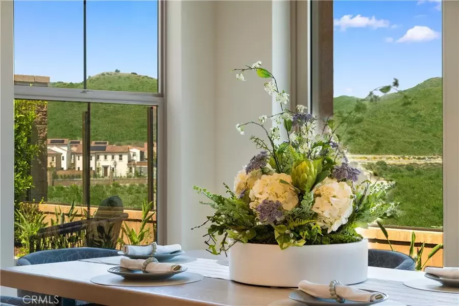 122 Mossvine, Irvine, CA 92618