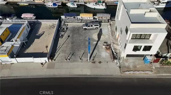 16746 Pacific Coast, Huntington Beach, CA 90742