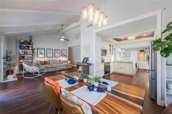 Huntington Beach, CA 92646,20582 Queens Park