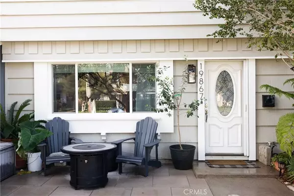 Huntington Beach, CA 92646,19867 Piccadilly