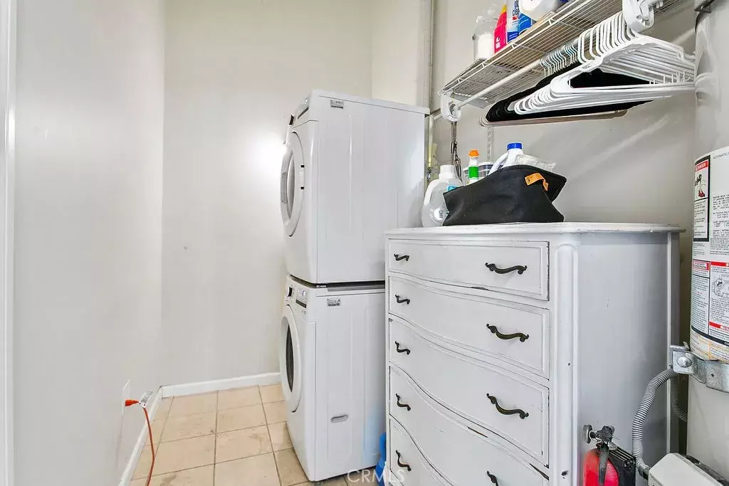 Newport Beach, CA 92660,338 Vista Madera