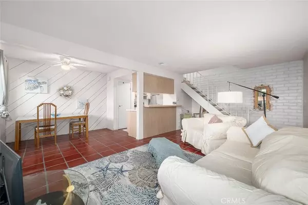 Huntington Beach, CA 92649,16393 Del Oro #123