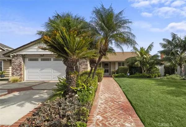 Fountain Valley, CA 92708,17384 Oak Street