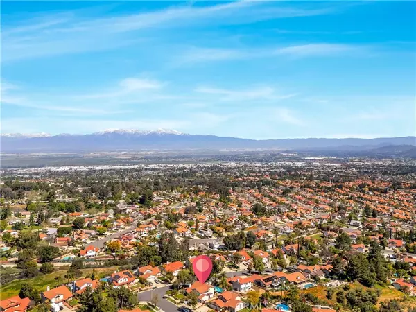 Corona, CA 92882,1475 Labrador