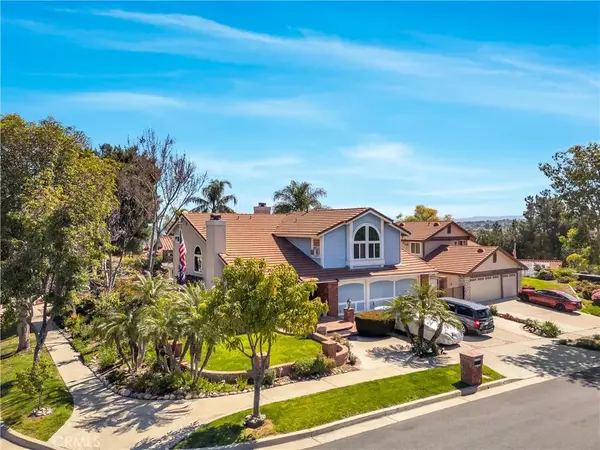 Corona, CA 92882,1475 Labrador