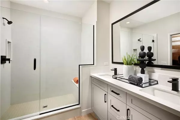 La Habra, CA 90631,306 E William Way