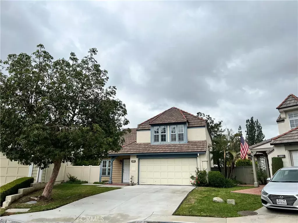Placentia, CA 92870,1000 HENRIETTA