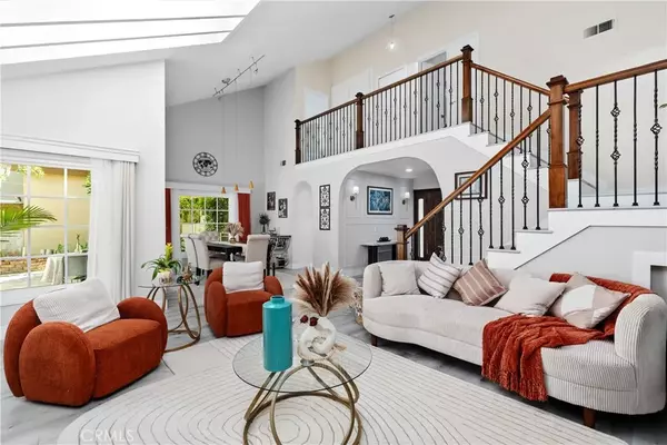 8 Monticello, Irvine, CA 92620