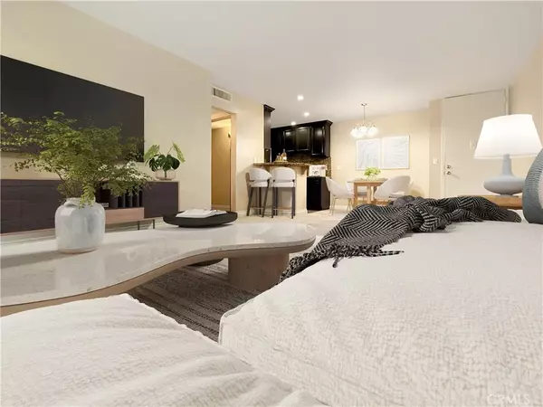 Long Beach, CA 90814,436 N Bellflower #206