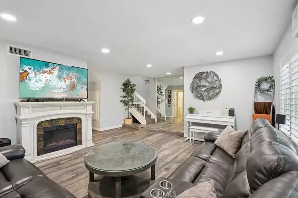 Lake Forest, CA 92630,21711 Lake Vista Drive