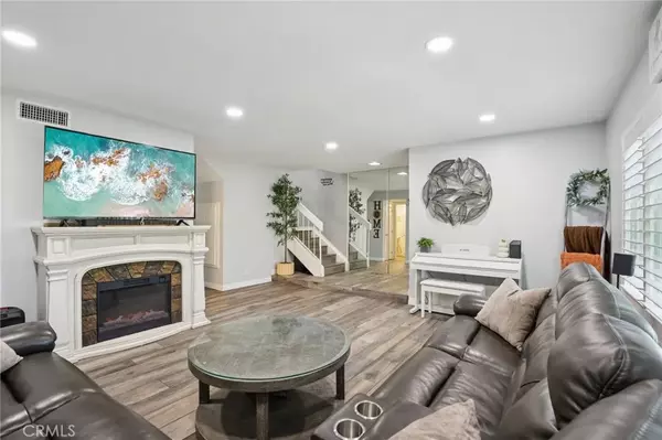 Lake Forest, CA 92630,21711 Lake Vista Drive