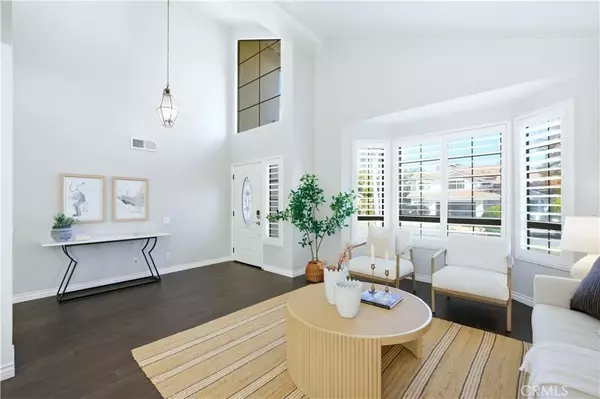 Lake Forest, CA 92630,26262 Hesby