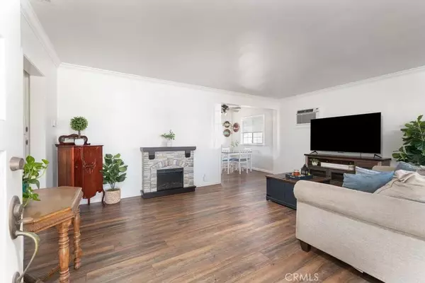 Buena Park, CA 90621,7512 Melrose