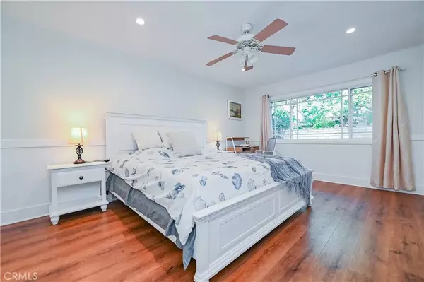 Irvine, CA 92612,15 Camphor South