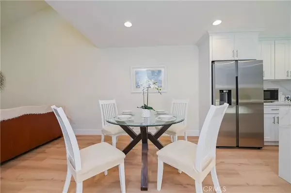 Irvine, CA 92612,15 Camphor South