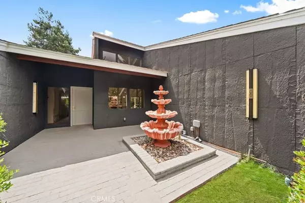 Hemet, CA 92543,27411 Santa Fe