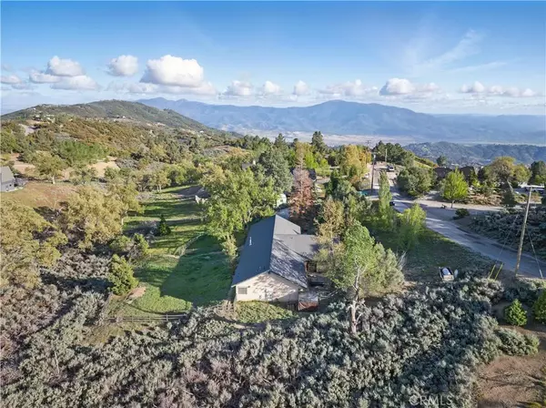 Tehachapi, CA 93561,24980 Sunset Way
