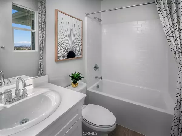 San Marcos, CA 92069,2004 Saltbush Drive