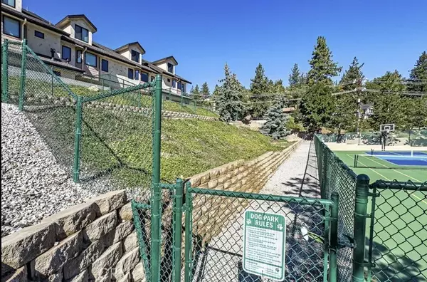 Big Bear Lake, CA 92315,43000 Clover #22