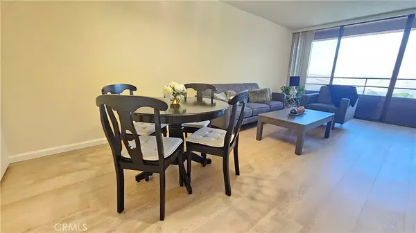 Laguna Woods, CA 92637,24055 Paseo Del Lago #909