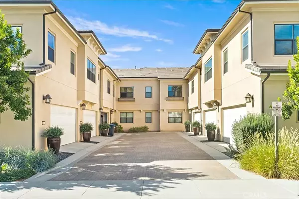 Irvine, CA 92618,199 Follyhatch