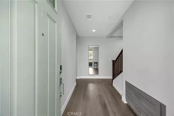 Rancho Mission Viejo, CA 92694,4 Yerra