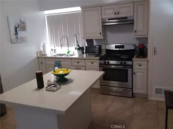 3810 W Heffron Drive #B, Burbank, CA 91505