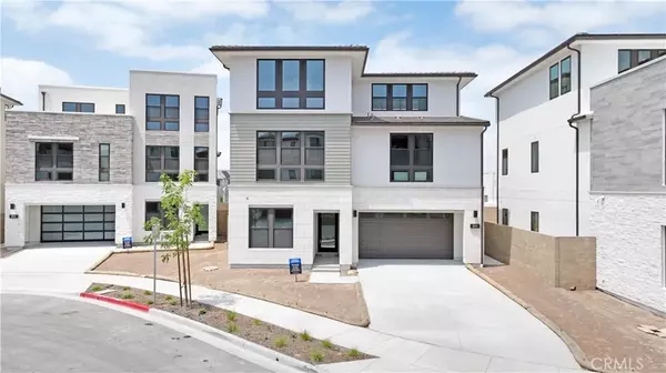 Irvine, CA 92618,217 Stage