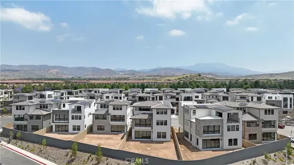 Irvine, CA 92618,217 Stage