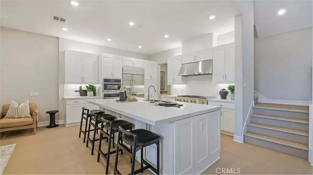 Montebello, CA 90640,648 Snowberry Place