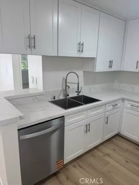 1616 S Barrington #201, Los Angeles, CA 90025