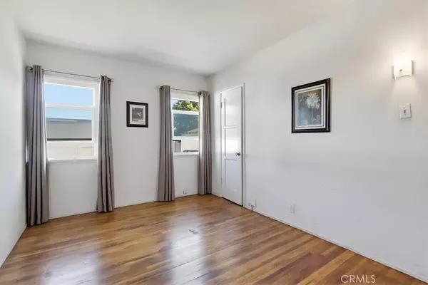 Inglewood, CA 90305,9132 Crenshaw Boulevard