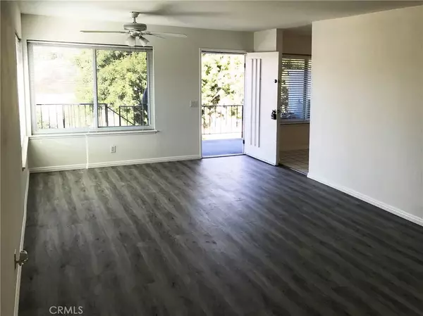 Mission Viejo, CA 92691,22948 Via Pimiento #4B