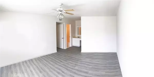 Mission Viejo, CA 92691,22948 Via Pimiento #4B