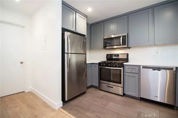 Long Beach, CA 90802,1322 3rd street