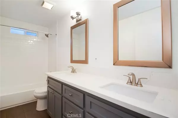 Long Beach, CA 90802,1322 3rd street