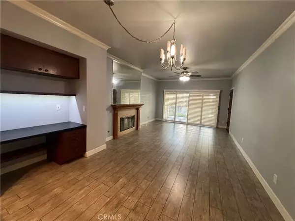 Fountain Valley, CA 92708,11630 Warner #414