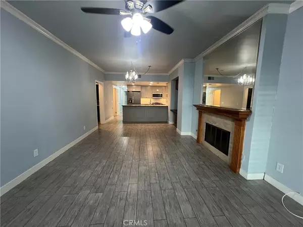 Fountain Valley, CA 92708,11630 Warner #414