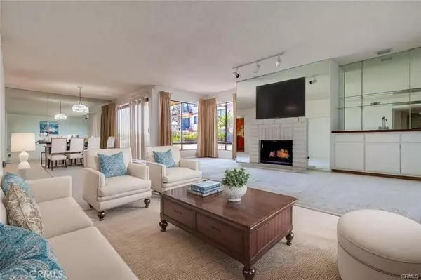 Signal Hill, CA 90755,2722 E 20th Street #104