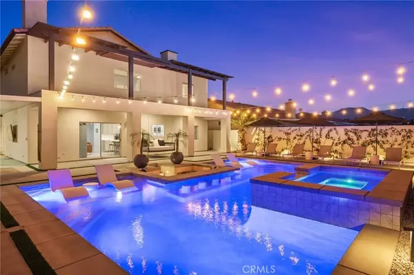 Indio, CA 92201,43755 Reclinata