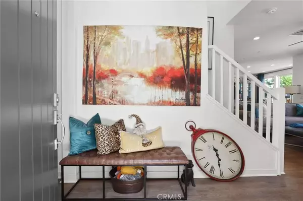 Lake Forest, CA 92630,41 Fuchsia