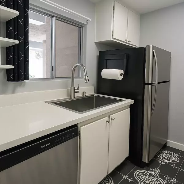 San Diego, CA 92120,6675 Mission Gorge Road #A114