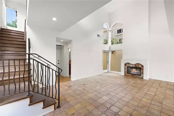 Dana Point, CA 92629,3 Saint Michael